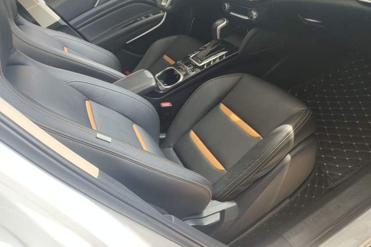 Used Bestune T77 2019 Facelift 230 TID Automatic Luxury Version China V Emission Standard Right Front Seat