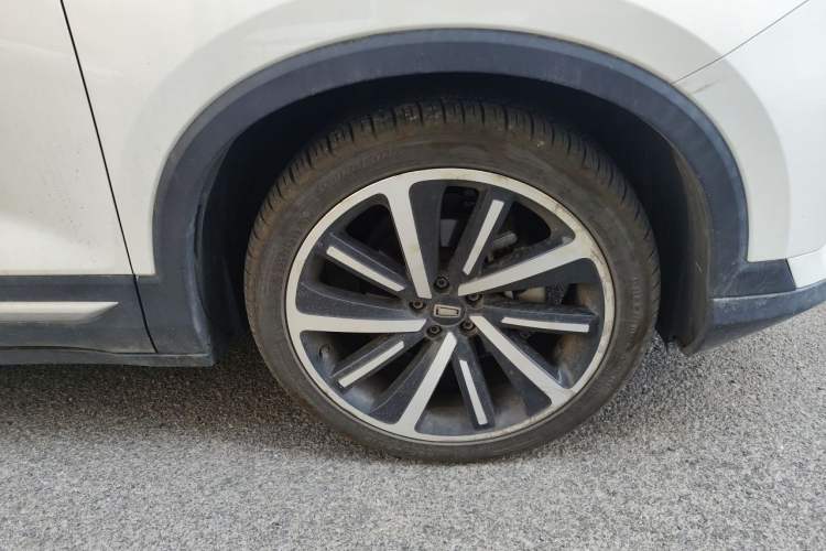 Used Bestune T77 2019 230 TID Automatic Prestige Version China VI Emission Standard Right Front Wheel Hub
