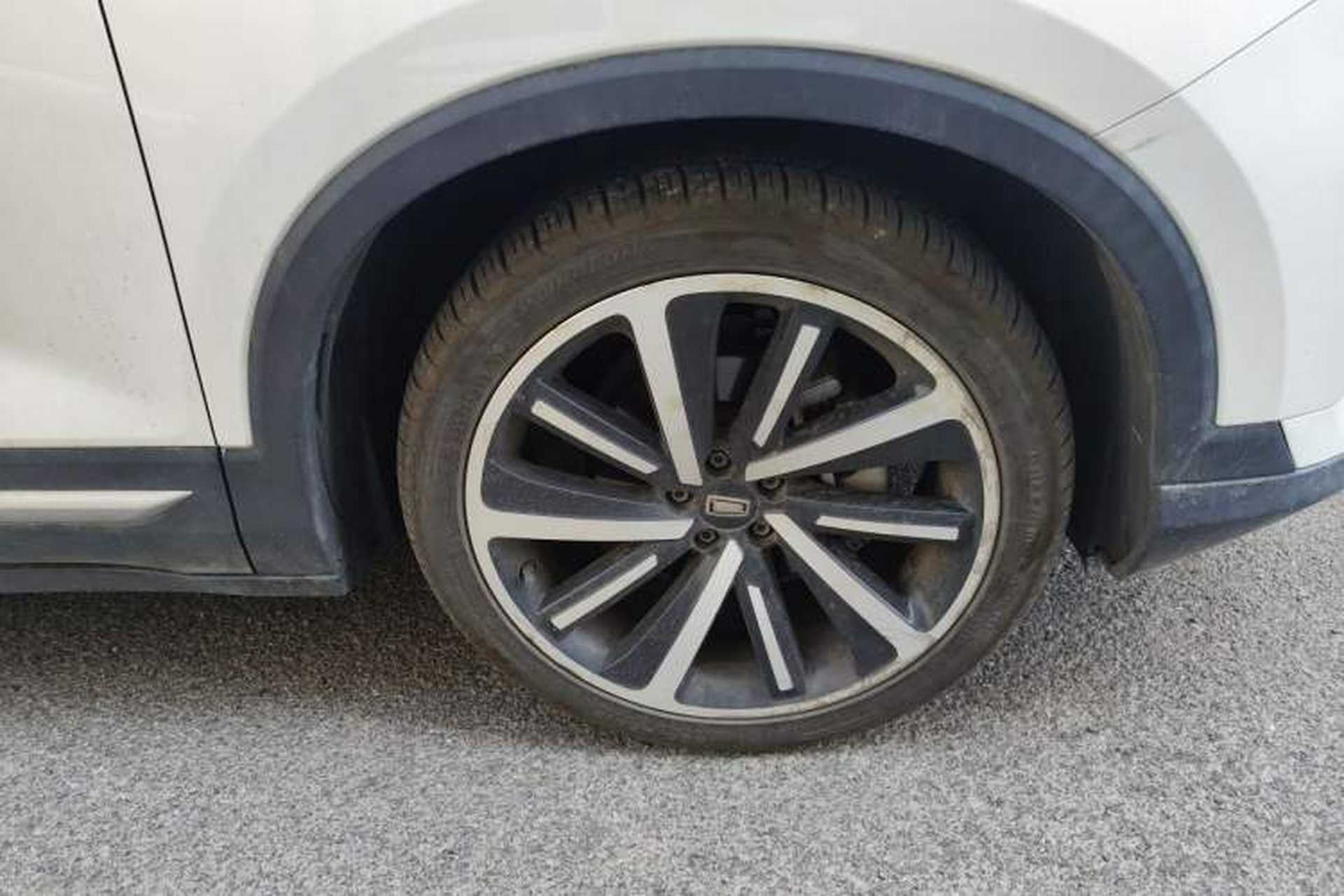 Used Bestune T77 2019 230 TID Automatic Prestige Version China VI Emission Standard Right Front Wheel Hub