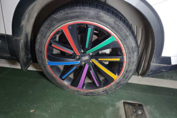 Used Bestune T77 2019 230 TID Automatic Luxury Version National V Right Front Wheel Hub