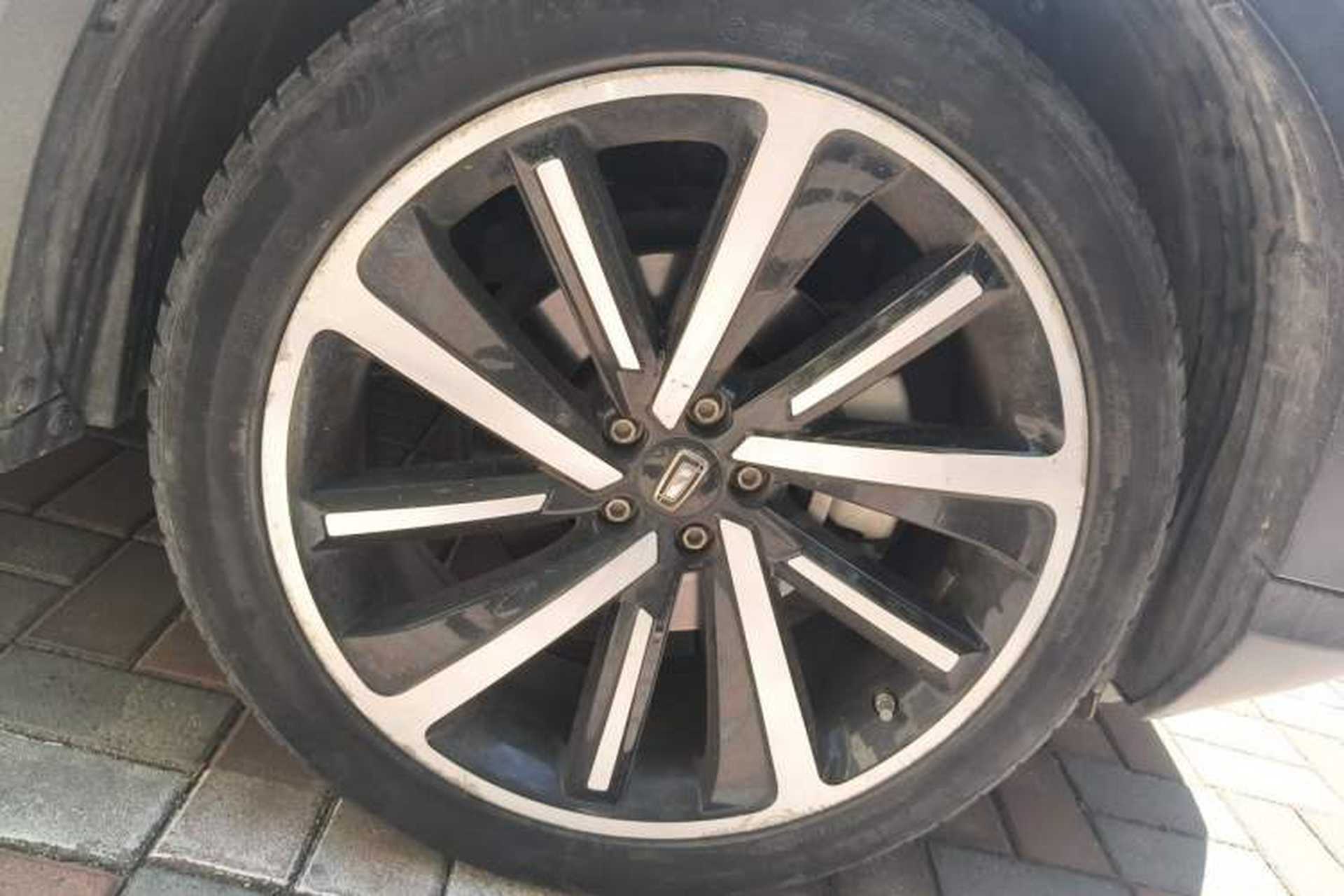 Used Bestune T77 2019 230 TID Automatic Luxury Version National V Right Front Wheel Hub