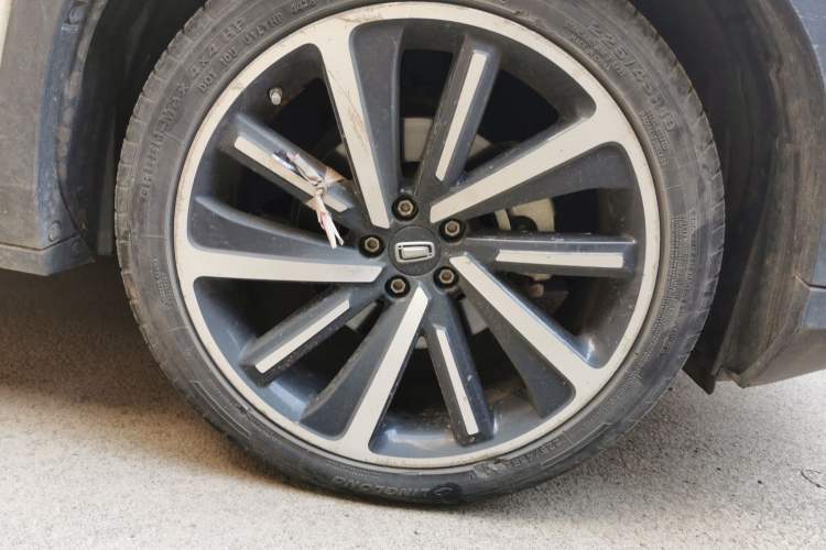 Used Bestune T77 2019 230 TID Automatic Luxury Version National V Right Front Wheel Hub