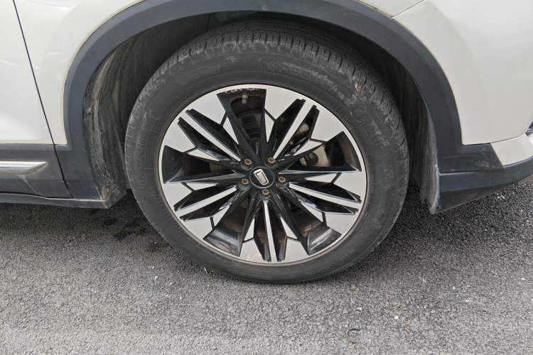 Used Bestune T77 2019 230 TID Automatic Luxury Version China VI Emission Standard Right Front Wheel Hub