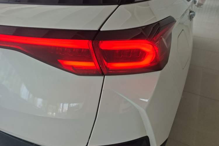 Used Bestune T77 2019 230 TID Automatic Prestige Version China V Right Rear Taillight