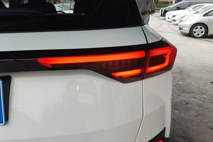 Used Bestune T77 2019 230 TID Automatic Luxury Version National V Right Rear Taillight