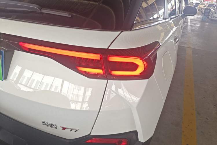 Used Bestune T77 2019 230 TID Automatic Luxury Version China VI Emission Standard Right Rear Taillight