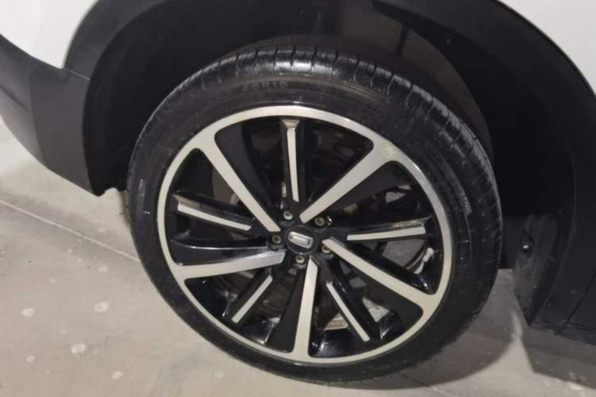 Used Bestune T77 2019 230 TID Automatic Luxury Version National V Right Rear Wheel Hub