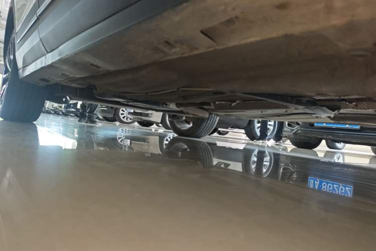 Used Bestune T77 2019 230 TID Automatic Prestige Version China V Right Side Sill
