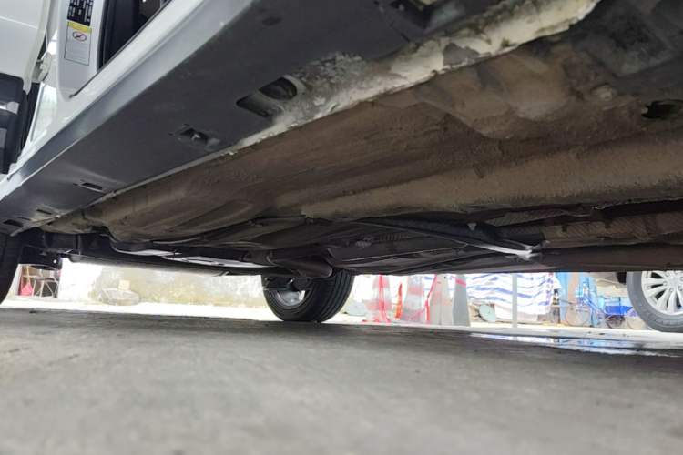 Used Bestune T77 2019 230 TID Automatic Luxury Version National V Right Side Sill