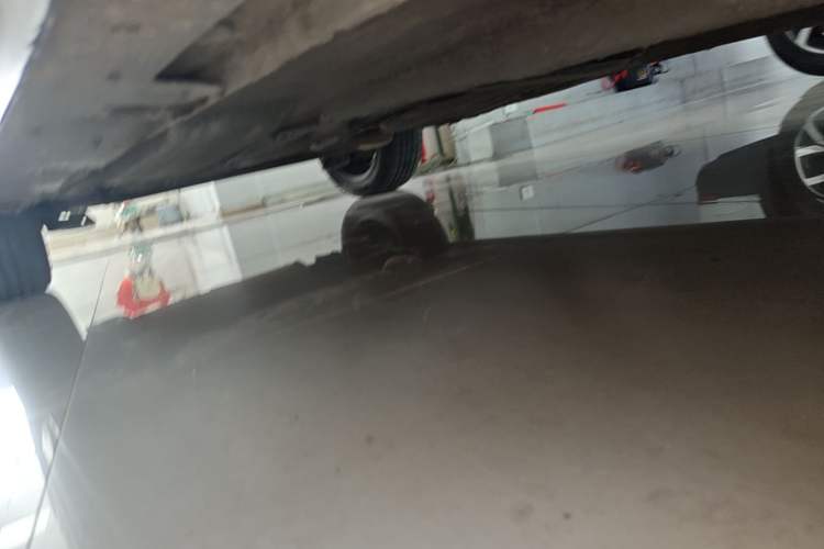 Used Bestune T77 2019 230 TID Automatic Luxury Version China VI Emission Standard Right Side Sill