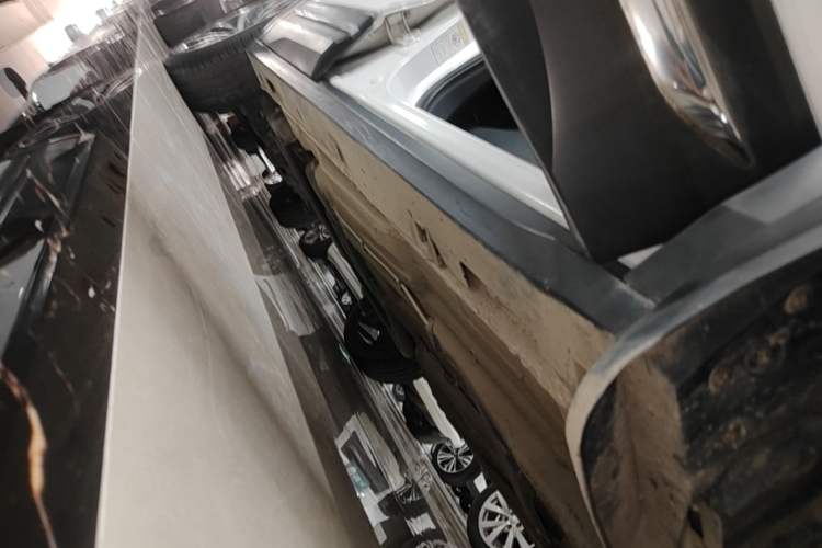 Used Bestune T77 2019 230 TID Automatic Luxury Version National V Right Side Sill