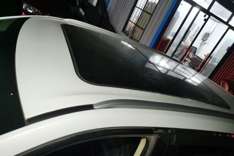 Used Bestune T77 2019 230 TID Automatic Luxury Version China VI Emission Standard Roof