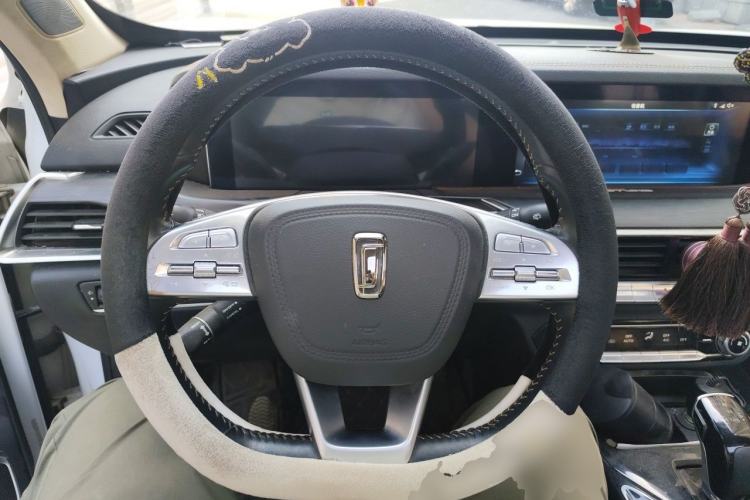 Used Bestune T77 2019 230 TID Automatic Prestige Version China VI Emission Standard Steering Wheel
