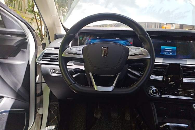 Used Bestune T77 2019 230 TID Manual Luxury Version China VI Steering Wheel
