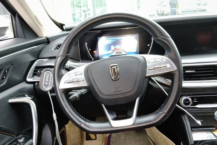 Used Bestune T77 2019 230 TID Automatic Luxury Version China VI Emission Standard Steering Wheel