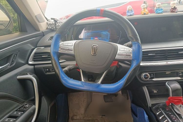 Used Bestune T77 2019 Facelift 230 TID Automatic Luxury Version China V Emission Standard Steering Wheel