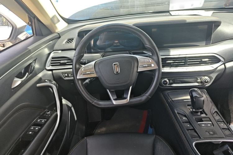 Used Bestune T77 2019 230 TID Automatic Prestige Version China V Emission Standard Steering Wheel