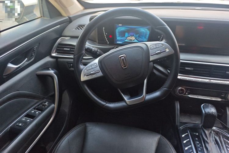 Used Bestune T77 2019 230 TID Automatic Luxury Version China VI Emission Standard Steering Wheel