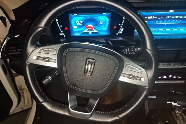 Used Bestune T77 2019 230 TID Automatic Luxury Version National V Steering Wheel