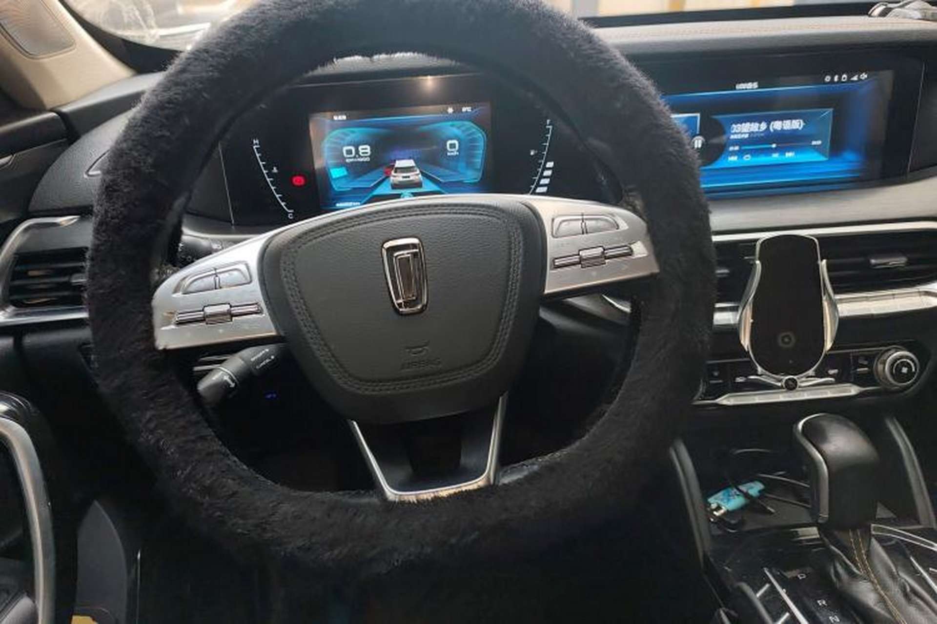 Used Bestune T77 2019 230 TID Automatic Luxury Version National V Steering Wheel