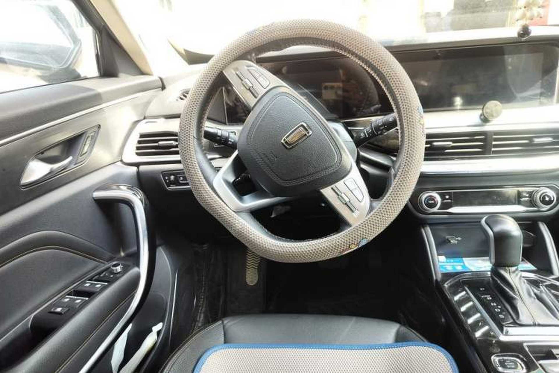 Used Bestune T77 2019 Facelift 230 TID Automatic Luxury Version China V Emission Standard Steering Wheel