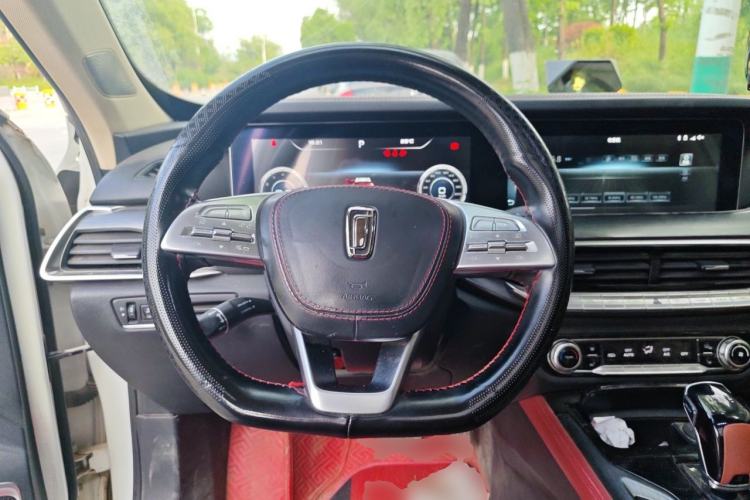 Used Bestune T77 2019 230 TID Automatic Prestige Version China VI Steering Wheel