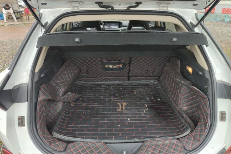 Used Bestune T77 2019 230 TID Automatic Luxury Version National V Trunk