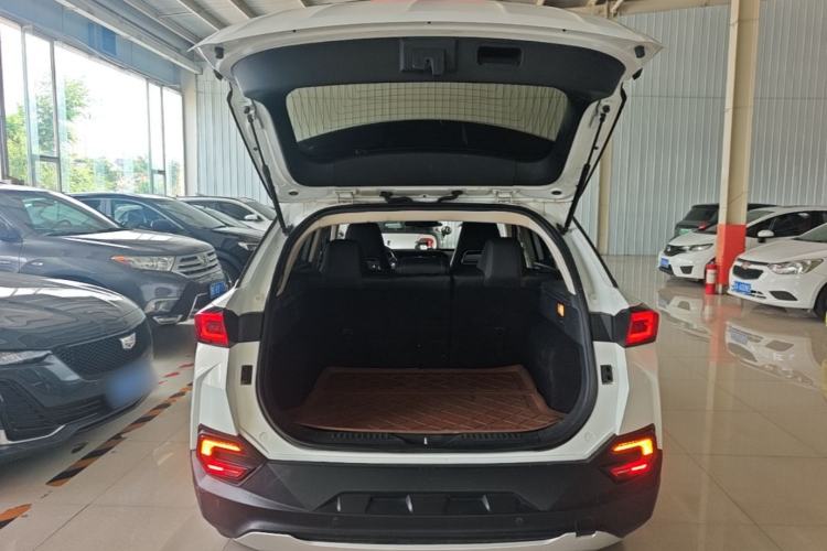 Used Bestune T77 2019 230 TID Automatic Prestige Version China V Trunk