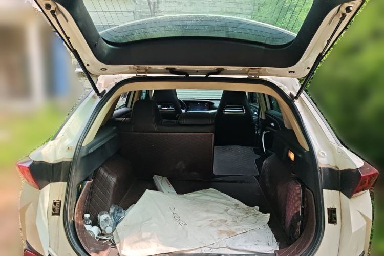 Used Bestune T77 2019 230 TID Automatic Luxury Version China VI Emission Standard Trunk