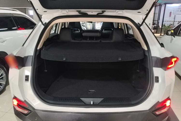 Used Bestune T77 2019 230 TID Automatic Luxury Version National V Trunk