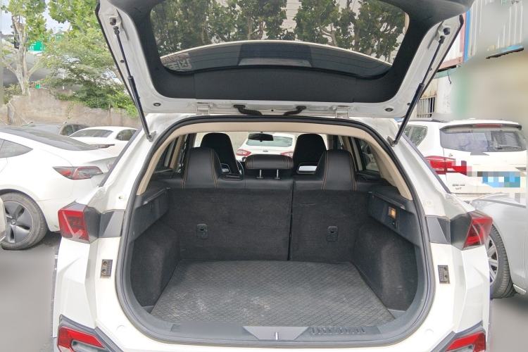 Used Bestune T77 2019 230 TID Automatic Luxury Version China VI Emission Standard Trunk