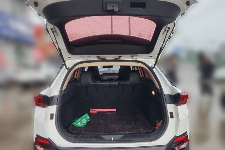 Used Bestune T77 2019 230 TID Automatic Luxury Version China VI Emission Standard Trunk