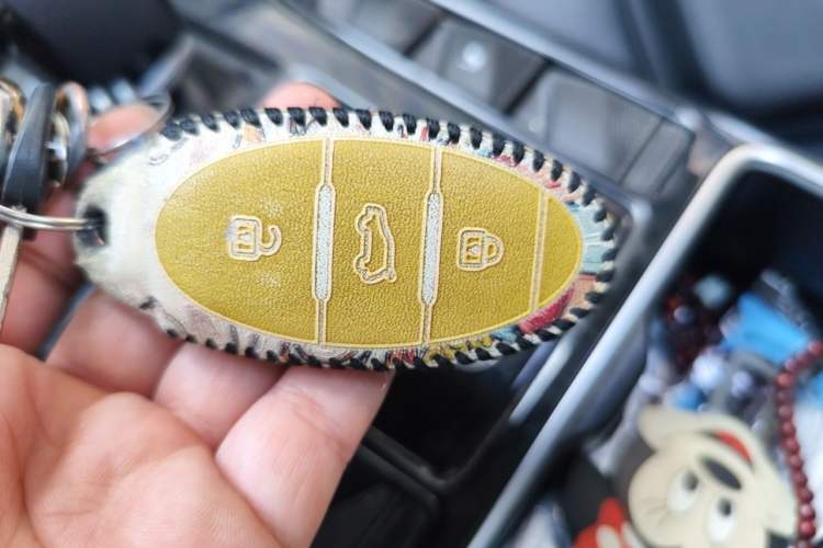 Used Bestune T77 2019 230 TID Automatic Prestige Version China VI Emission Standard Vehicle Key