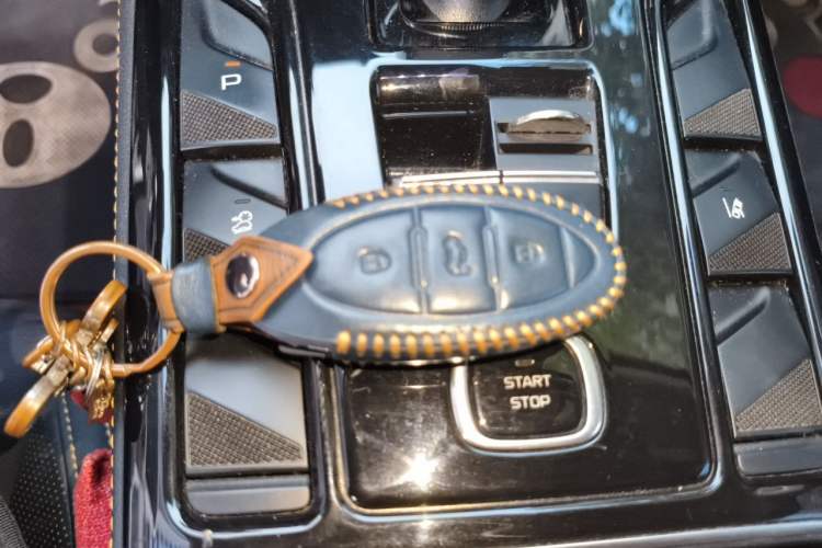 Used Bestune T77 2019 230 TID Automatic Prestige Version China V Emission Standard Vehicle Key
