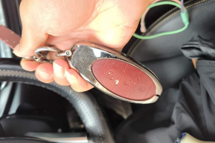 Used Bestune T77 2019 230 TID Automatic Prestige Version China V Emission Standard Vehicle Key