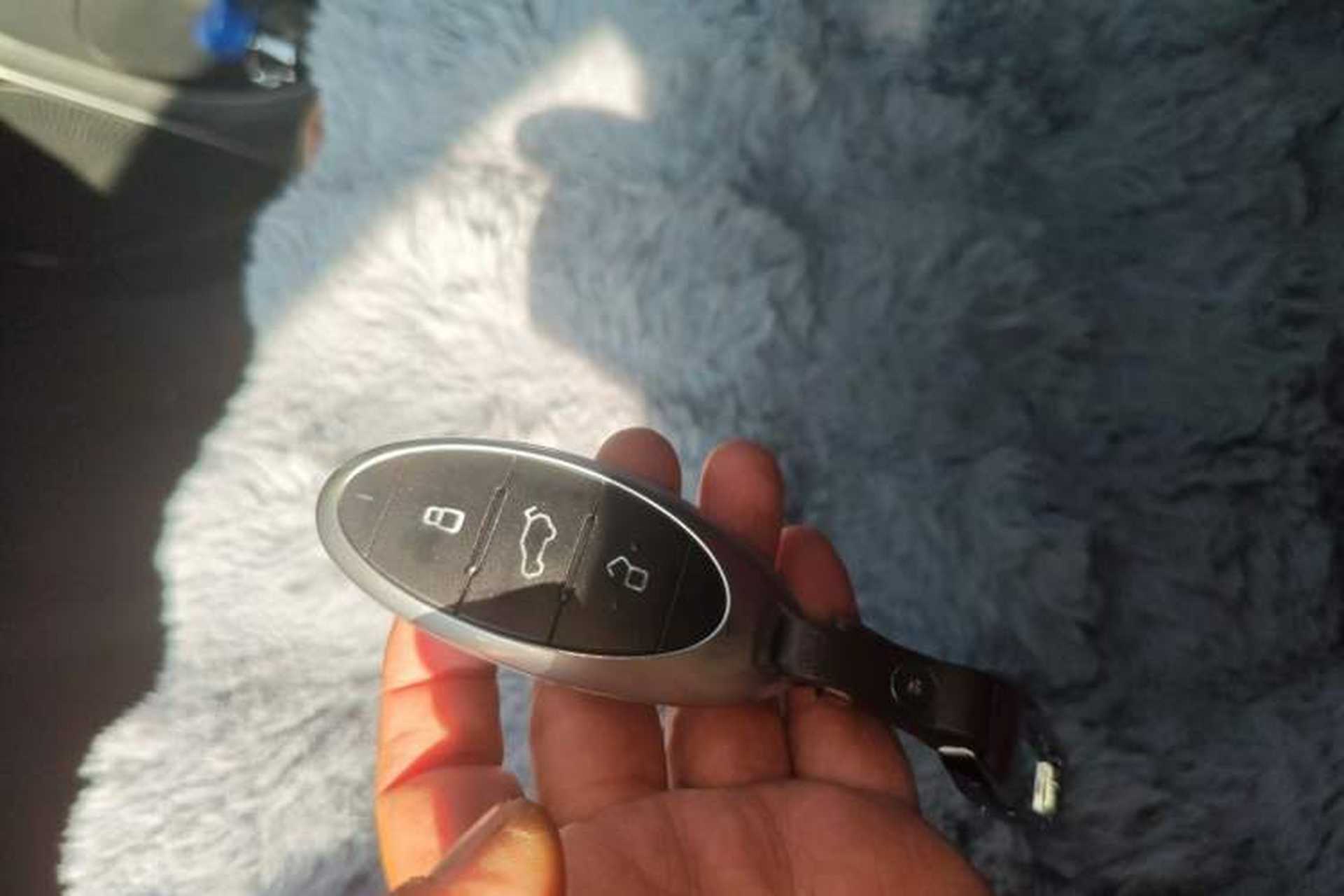 Used Bestune T77 2019 230 TID Automatic Prestige Version China V Emission Standard Vehicle Key