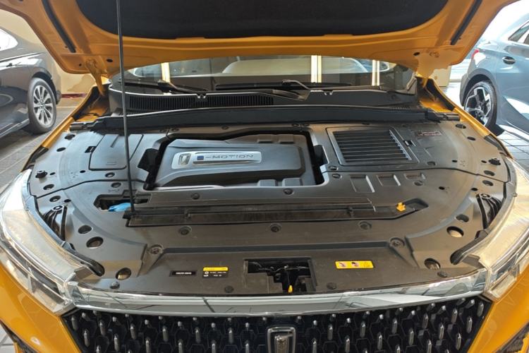 Used Bestune T77 2019 230 TID Automatic Luxury Version China VI Emission Standard Engine Bay