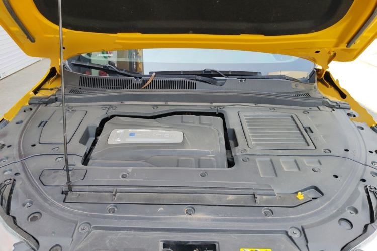 Used Bestune T77 2019 230 TID Automatic Luxury Version China VI Emission Standard Engine Bay