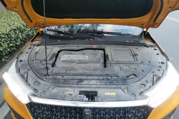 Used Bestune T77 2019 230 TID Automatic Luxury Version National V Engine Bay