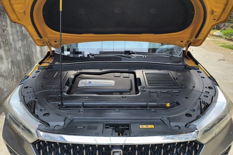Used Bestune T77 2019 Facelift 230 TID Automatic Luxury Version China V Emission Standard Engine Bay