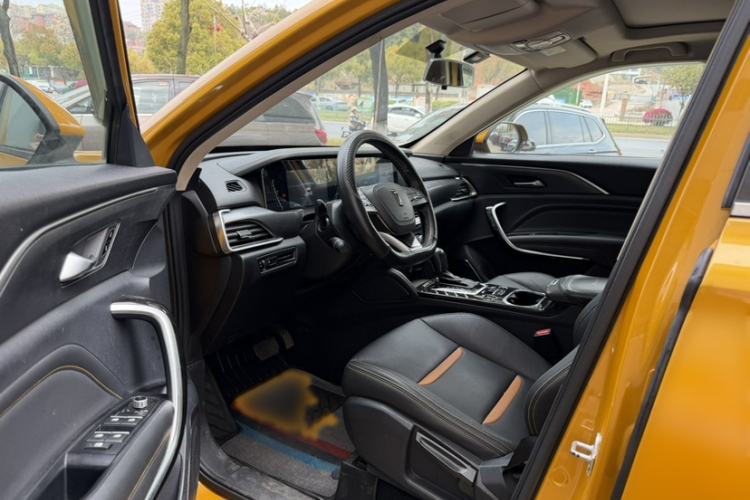 Used Bestune T77 2019 230 TID Automatic Luxury Version National V Exterior 11