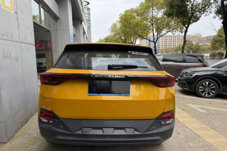 Used Bestune T77 2019 230 TID Automatic Luxury Version National V Exterior 6
