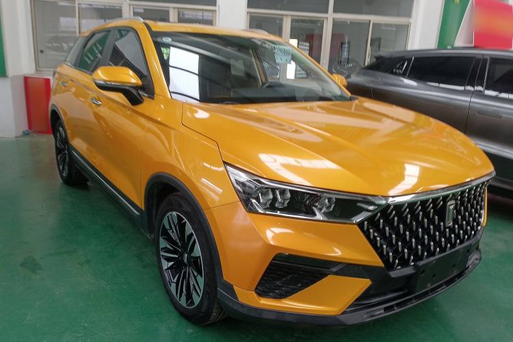 Used Bestune T77 2019 230 TID Automatic Luxury Version China VI Emission Standard Front Right 45 Deg