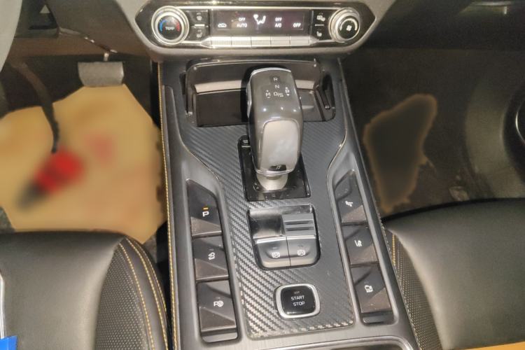 Used Bestune T77 2019 230 TID Automatic Prestige Version China VI Gear Lever