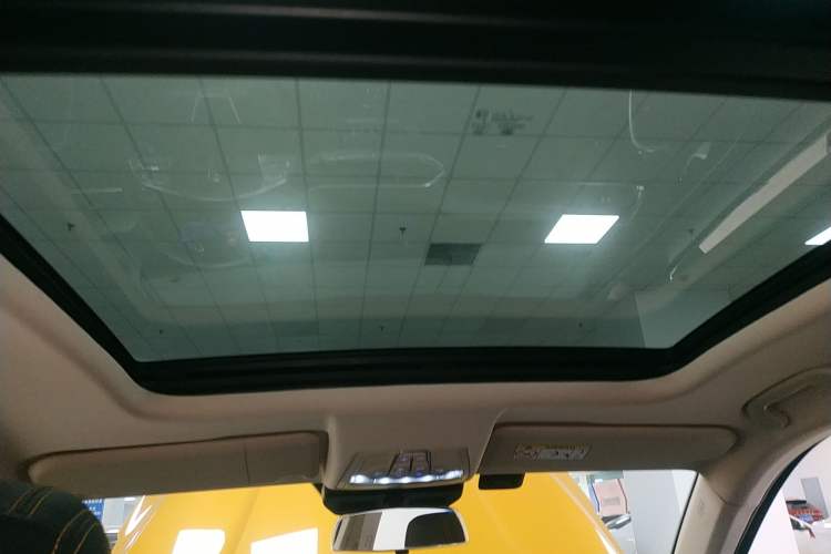 Used Bestune T77 2019 230 TID Automatic Prestige Version China V Emission Standard Headliner