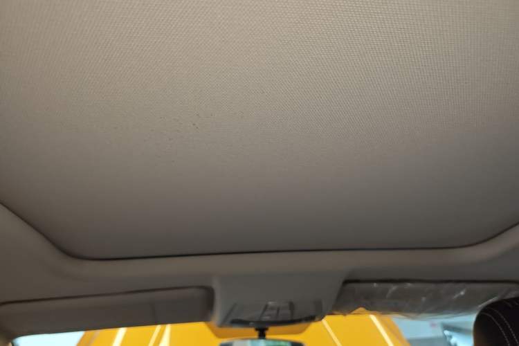 Used Bestune T77 2019 230 TID Automatic Luxury Version China VI Emission Standard Headliner
