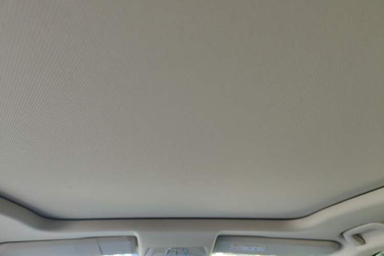 Used Bestune T77 2019 230 TID Automatic Luxury Version China VI Emission Standard Headliner