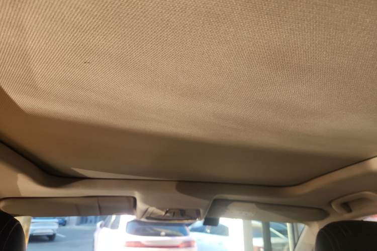 Used Bestune T77 2019 230 TID Automatic Luxury Version China VI Emission Standard Headliner