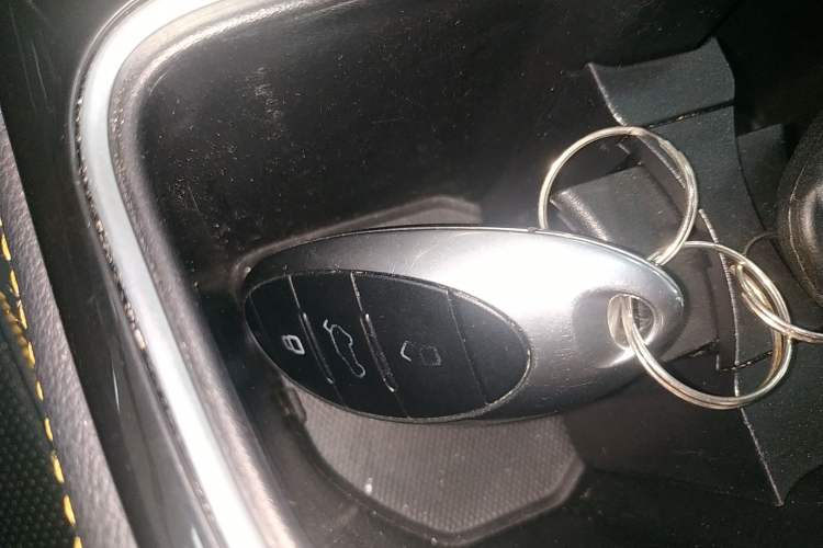 Used Bestune T77 2019 230 TID Automatic Prestige Version China V Emission Standard Interior 1