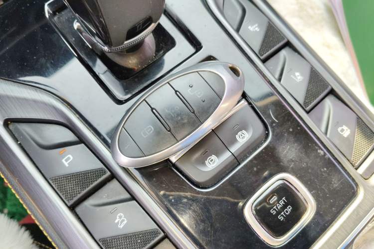 Used Bestune T77 2019 230 TID Automatic Prestige Version China VI Interior 1